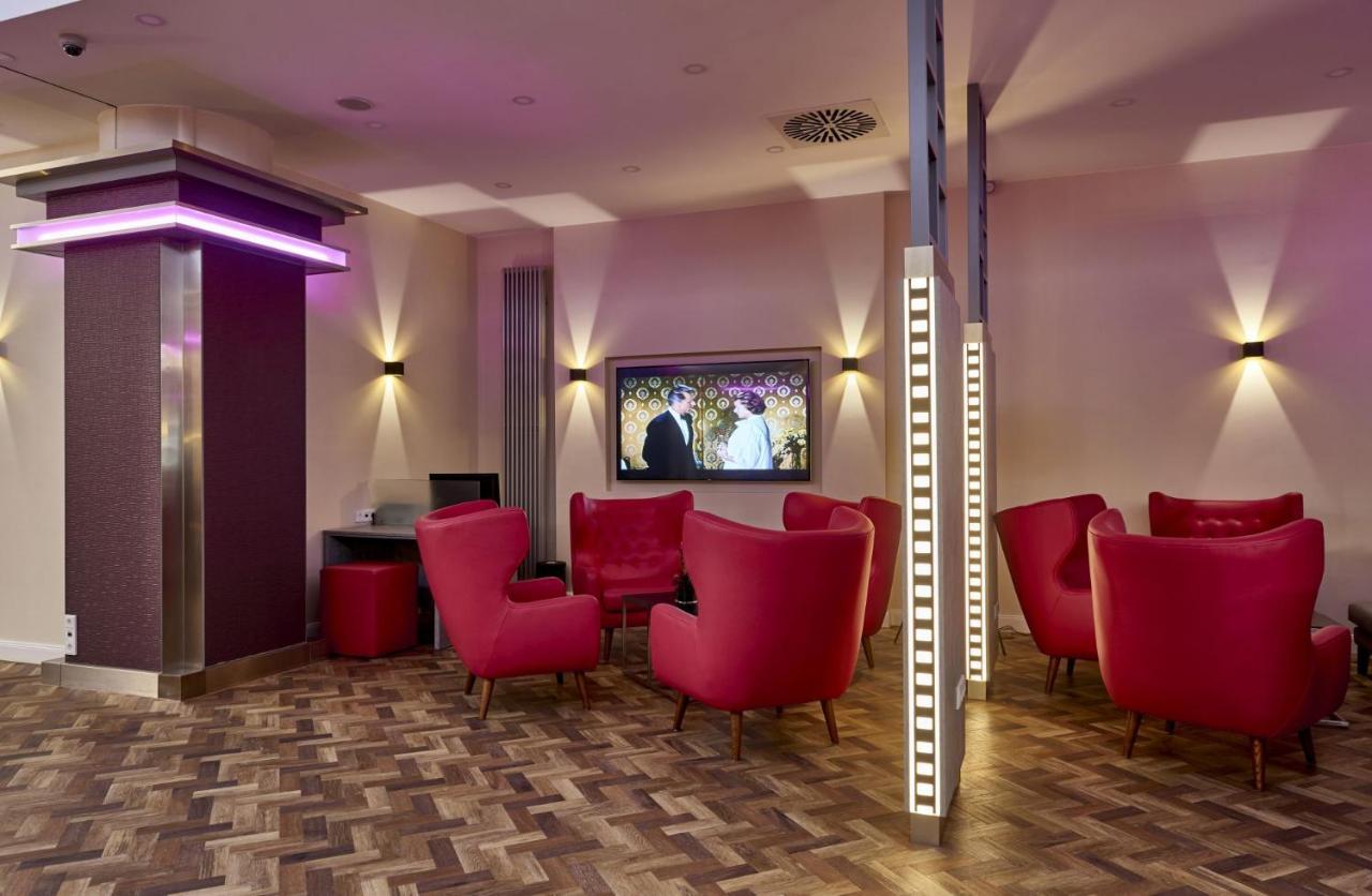 Hollywood Media Am Kurfuerstendamm 4* Berlim